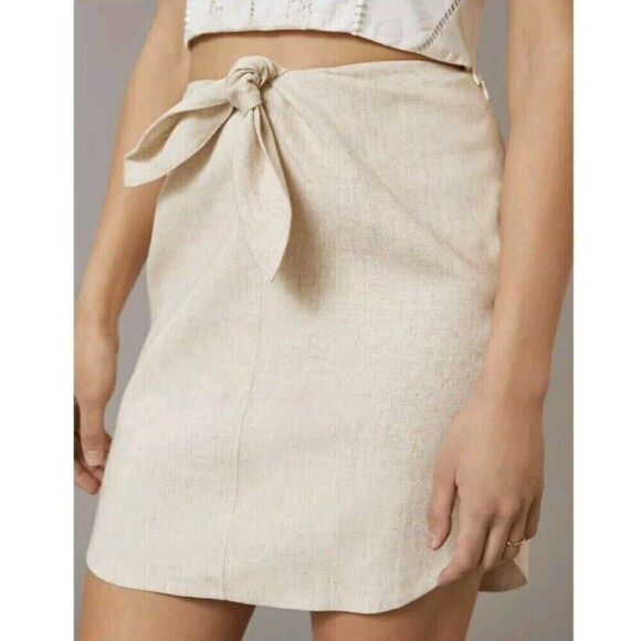 Anthropologie Sunday In Brooklyn Linen Mini Skirt Beige Size Small - Picture 2 of 10
